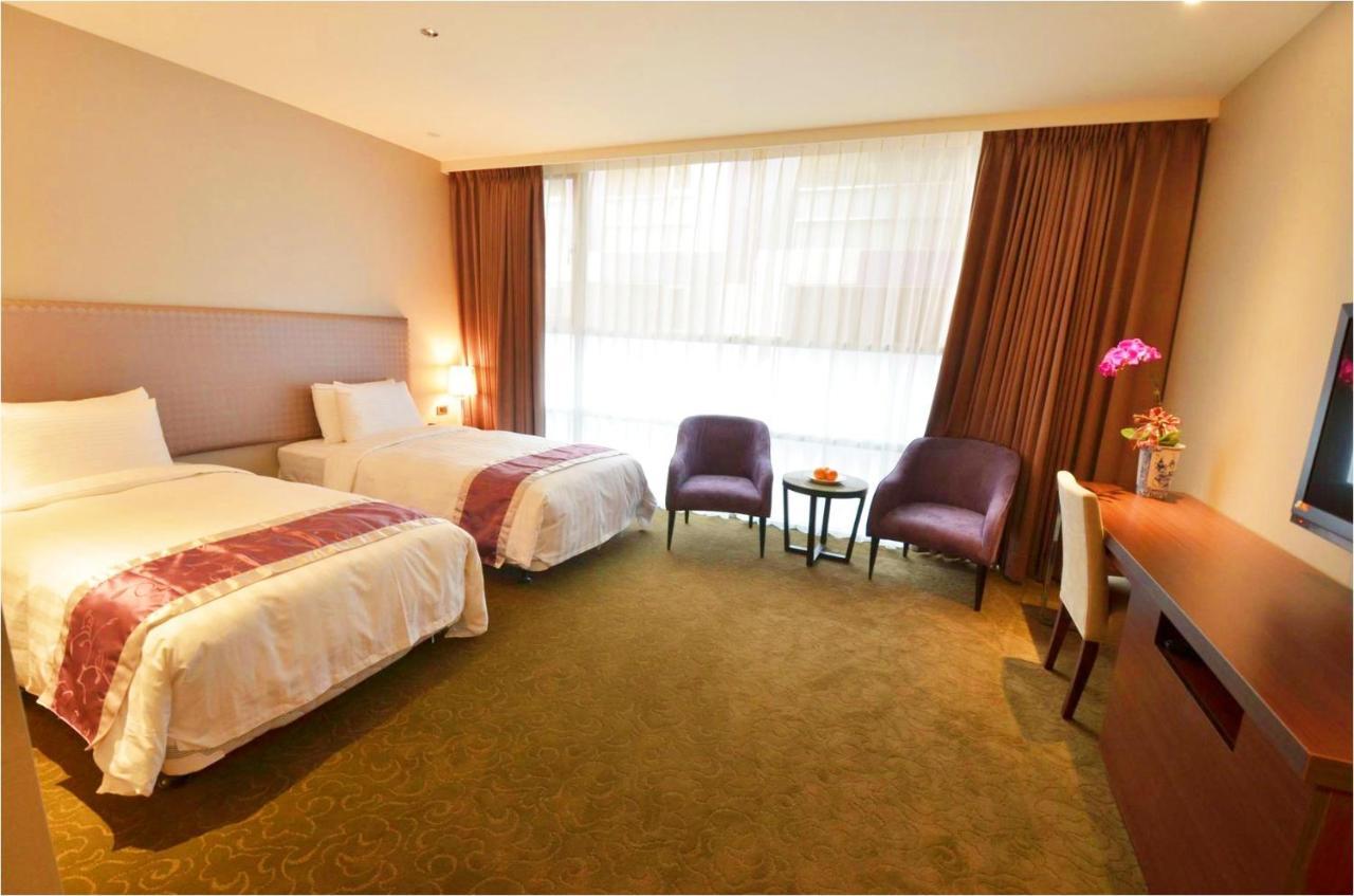 Hotel Formosa Thị trấn Thảo Đồn Ngoại thất bức ảnh