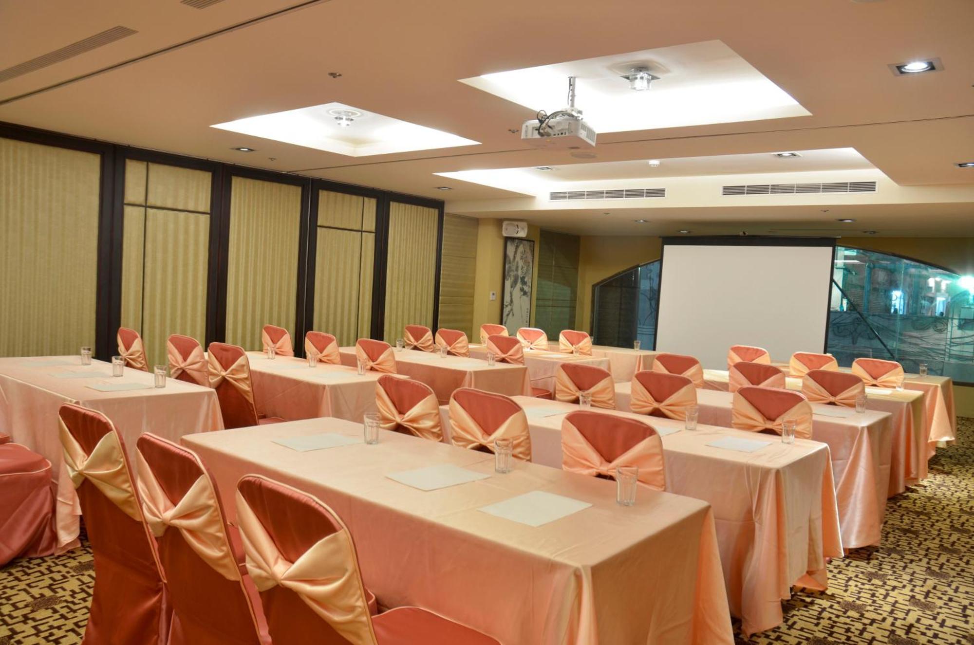 Hotel Formosa Thị trấn Thảo Đồn Ngoại thất bức ảnh