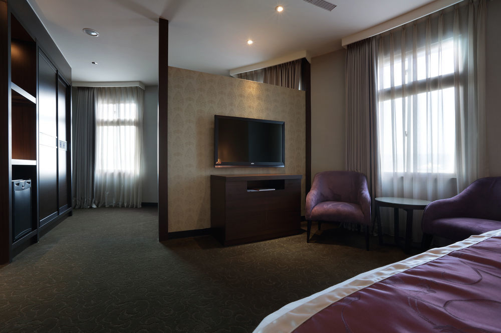 Hotel Formosa Thị trấn Thảo Đồn Ngoại thất bức ảnh